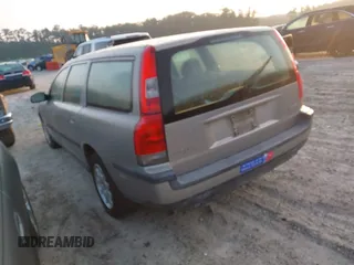 2001 Volvo V70 с VIN YV1SW61R312114727, выставлен на аукционе IAAI как лот 42394241 с пробегом Не указан миль и . История ставок и продаж доступна на DreamBid. Изображение 3.