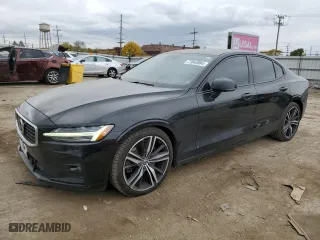 2020 Volvo S60 R-Design with VIN 7JRA22TM6LG038242, listed as a Copart auction lot 77043984 with 103,382 mi miles and Salvage Title. Bid and sale history available at carsss.com. Image 1.