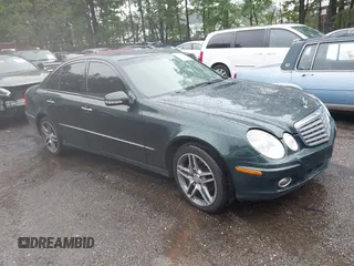 2007 Mercedes-Benz E 350 z VIN WDBUF56X67A997848, wystawiony jako IAAI lot #42318389 z przebiegiem 135 847 mil mil oraz . Historia ofert i sprzedaży dostępna na DreamBid. Obrazek 1.