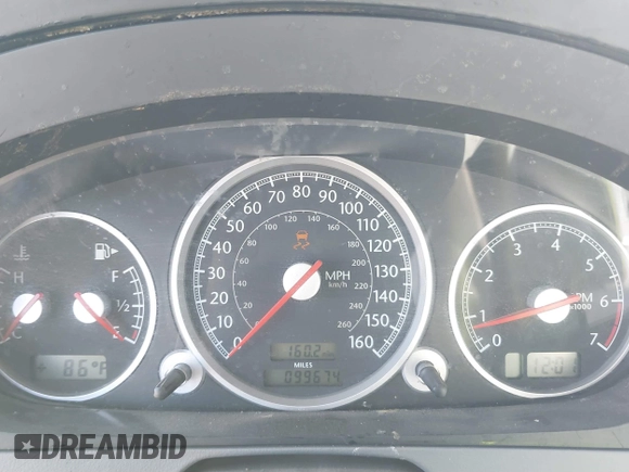 2004 Chrysler Crossfire z VIN 1C3AN69L14X007112, wystawiony jako IAAI lot #40656585 z przebiegiem 99 674 mil mil oraz . Historia ofert i sprzedaży dostępna na DreamBid. Obrazek 7.