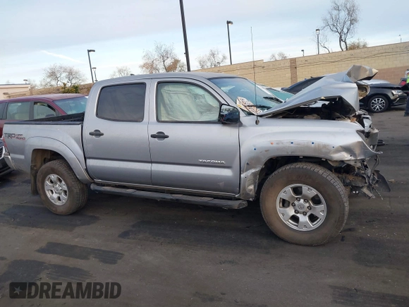 2015 Toyota Tacoma PreRunner with VIN 3TMJU4GN1FM184419, listed as a IAAI auction lot 41102082 with 52,726 mi miles and . Bid and sale history available at DreamBid. Image 13.