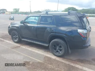 2019 Toyota 4Runner SR5 с VIN JTEBU5JR7K5664255, выставлен на аукционе IAAI как лот 41842222 с пробегом 77 178 миль миль и . История ставок и продаж доступна на DreamBid. Изображение 3.