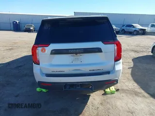 2021 GMC Yukon XL Denali with VIN 1GKS2JKT1MR401207, listed as a IAAI auction lot 41242619 with 87,902 mi miles and . Bid and sale history available at carsss.com. Image 16.
