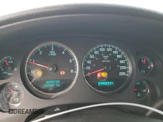 2007 Chevrolet Tahoe Police z VIN 1GNEC03057R352271, wystawiony jako Copart lot #79399294 z przebiegiem 227 937 mil mil oraz Szkody całkowita. Historia ofert i sprzedaży dostępna na DreamBid. Obrazek 9.