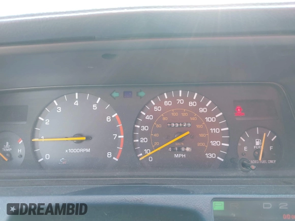 1990 Toyota Camry LE ECT z VIN JT2SV22E1L3427911, wystawiony jako IAAI lot #42040646 z przebiegiem 133 129 mil mil oraz . Historia ofert i sprzedaży dostępna na DreamBid. Obrazek 7.