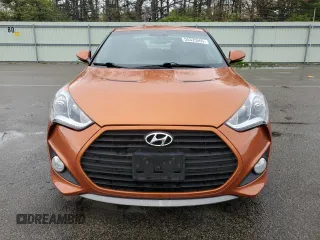 2015 Hyundai Veloster Turbo z VIN KMHTC6AE4FU232986, wystawiony jako Copart lot #55335565 z przebiegiem 127 466 mil mil oraz Szkody całkowita. Historia ofert i sprzedaży dostępna na DreamBid. Obrazek 5.