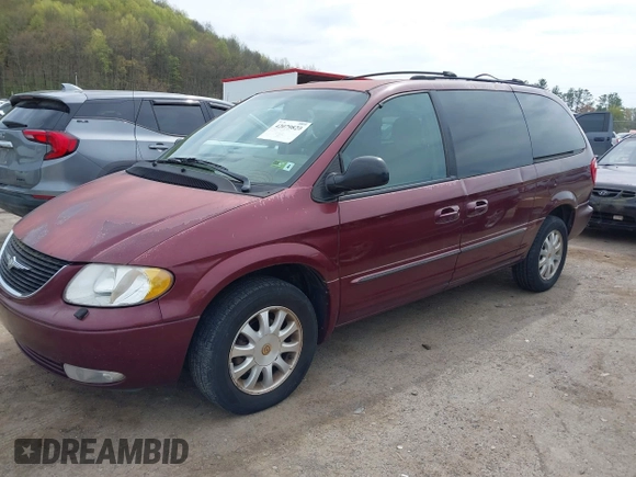2002 Chrysler Town & Country LXi with VIN 2C4GP54L92R787826, listed as a IAAI auction lot 42079820 with 231,390 mi miles. Bid and sale history available at carsss.com. Image 2.
