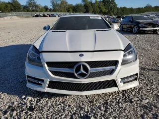 2014 Mercedes-Benz SLK-Class SLK 250 with VIN WDDPK4HA6EF095686, listed as a Copart auction lot 73607944 with 98,787 mi miles and Clean Title. Bid and sale history available at carsss.com. Image 5.
