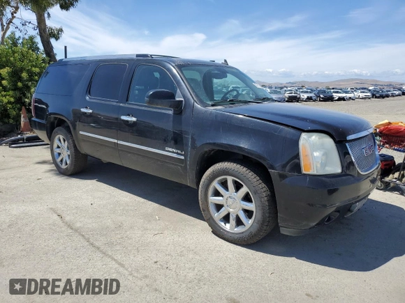 2011 GMC Yukon XL Denali z VIN 1GKS2MEF9BR321013, wystawiony jako Copart lot #57113565 z przebiegiem 178 497 mil mil oraz Tytuł czysty. Historia ofert i sprzedaży dostępna na DreamBid. Obrazek 4.