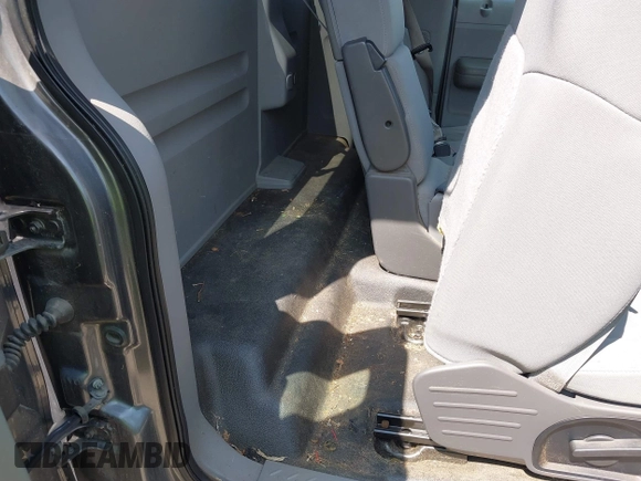 2005 Ford F-150 XL with VIN 1FTRF14W95NA43854, listed as a IAAI auction lot 42403913 with 145,151 mi miles and . Bid and sale history available at DreamBid. Image 8.