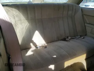 1989 Ford Tempo z VIN 1FAPP31X0KK113919, wystawiony jako Copart lot #76599314 z przebiegiem 65 823 mil mil oraz Tytuł czysty. Historia ofert i sprzedaży dostępna na DreamBid. Obrazek 10.