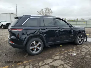 2023 Jeep Grand Cherokee Limited with VIN 1C4RJHBG9PC533597, listed as a Copart auction lot 55617695 with 32,085 mi miles and Non repairable. Bid and sale history available at DreamBid. Image 3.