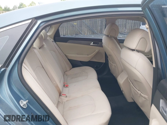 2015 Hyundai Sonata SE z VIN 5NPE24AF4FH074138, wystawiony jako IAAI lot #42332161 z przebiegiem 91 226 mil mil oraz . Historia ofert i sprzedaży dostępna na DreamBid. Obrazek 8.