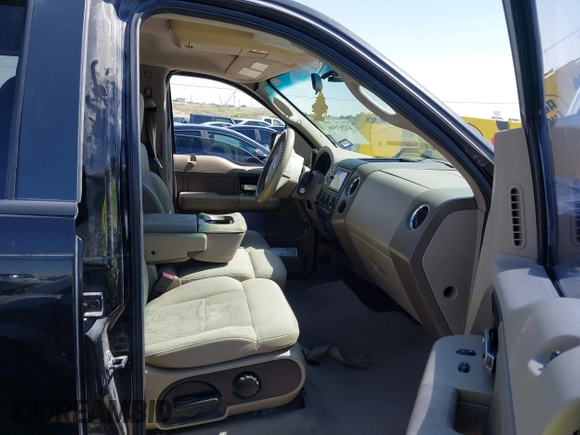 2005 Ford F-150 XLT with VIN 1FTRW12W25KC88032, listed as a IAAI auction lot 42293506 with Not provided miles and . Bid and sale history available at DreamBid. Image 5.