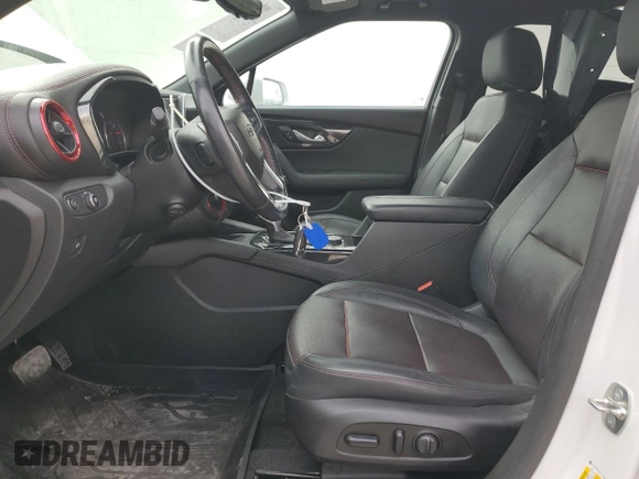 2020 Chevrolet Blazer RS z VIN 3GNKBKRSXLS723913, wystawiony jako Copart lot #49809805 z przebiegiem 51 820 mil mil oraz Szkoda całkowita • Salvage title. Historia ofert i sprzedaży dostępna na DreamBid. Obrazek 7.