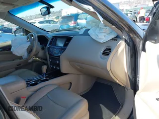 2015 Nissan Pathfinder S with VIN 5N1AR2MM6FC685997, listed as a IAAI auction lot 41772969 with 136,551 mi miles and . Bid and sale history available at DreamBid. Image 5.
