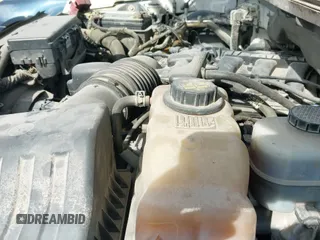 2012 Ford F-150 XL z VIN 1FTMF1CM4CKD82885, wystawiony jako IAAI lot #40948510 z przebiegiem 189 447 mil mil oraz . Historia ofert i sprzedaży dostępna na DreamBid. Obrazek 19.