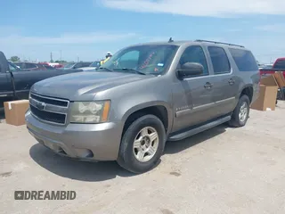 2007 Chevrolet Suburban LTZ with VIN 3GNFC16047G302161, listed as a IAAI auction lot 42053997 with 173,922 mi miles. Bid and sale history available at carsss.com. Image 2.