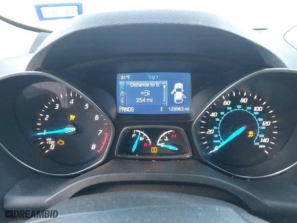 2014 Ford Escape SE with VIN 1FMCU0GX8EUB31399, listed as a IAAI auction lot 41795927 with 129,963 mi miles. Bid and sale history available at carsss.com. Image 7.