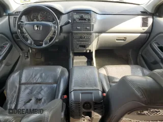 2005 Honda Pilot EX-L with VIN 5FNYF18555B023869, listed as a Copart auction lot 61738505 with 257,121 mi miles and Clean title. Bid and sale history available at DreamBid. Image 8.