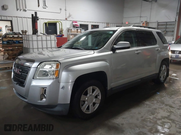 2010 GMC Terrain SLE-2 z VIN 2CTFLEEW0A6391742, wystawiony jako IAAI lot #41607448 z przebiegiem 181 922 mil mil oraz . Historia ofert i sprzedaży dostępna na DreamBid. Obrazek 17.
