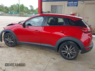 2017 Mazda CX-3 Touring z VIN JM1DKFC78H0153678, wystawiony jako IAAI lot #42446170 z przebiegiem 111 436 mil mil oraz . Historia ofert i sprzedaży dostępna na DreamBid. Obrazek 14.