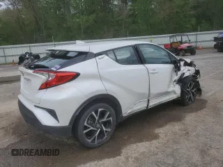 2018 Toyota C-HR XLE with VIN NMTKHMBX6JR060011, listed as a Copart auction lot 51620895 with 52,314 mi miles and Salvage Title. Bid and sale history available at carsss.com. Image 3.