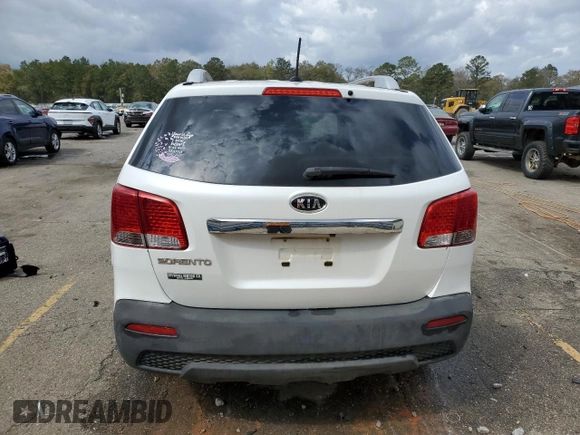 2011 Kia Sorento LX with VIN 5XYKTDA29BG108668, listed as a Copart auction lot 48973155 with 197,756 mi miles and Clean Title. Bid and sale history available at carsss.com. Image 6.