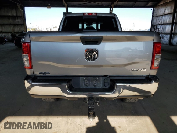 2020 Ram 2500 Tradesman z VIN 3C6UR5CL9LG148231, wystawiony jako Copart lot #60565695 z przebiegiem 172 705 mil mil oraz Czysty tytuł • Clean title. Historia ofert i sprzedaży dostępna na DreamBid. Obrazek 6.