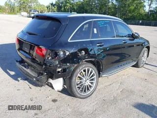 2022 Mercedes-Benz GLC with VIN W1N0G8DB4NV325114, listed as a IAAI auction lot 42054713 with 16,779 mi miles. Bid and sale history available at carsss.com. Image 4.