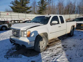 2012 GMC Sierra 1500 SLT z VIN 1GTR2WE70CZ157764, wystawiony jako Copart lot #42035135 z przebiegiem 175 440 mil mil oraz Czysty tytuł • Clean title. Historia ofert i sprzedaży dostępna na DreamBid. Obrazek 1.
