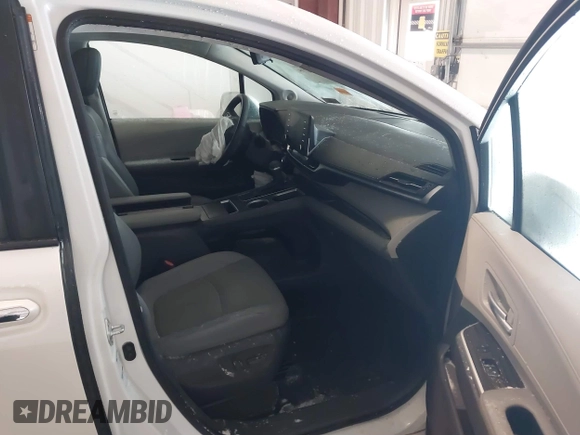 2021 Toyota Sienna Limited with VIN 5TDZSKFCXMS031760, listed as a IAAI auction lot 41294945 with 68,804 mi miles and . Bid and sale history available at DreamBid. Image 5.