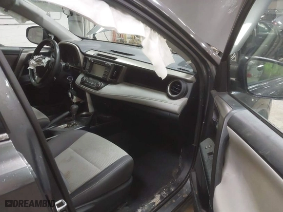 2014 Toyota RAV4 XLE with VIN 2T3RFREV4EW206312, listed as a IAAI auction lot 41663460 with 92,602 mi miles. Bid and sale history available at carsss.com. Image 5.
