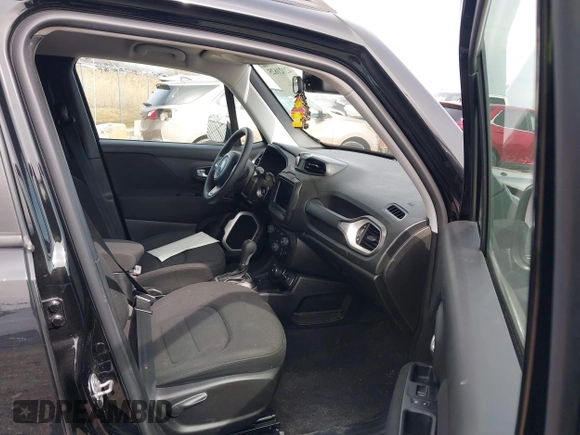 2019 Jeep Renegade Latitude with VIN ZACNJBBB2KPK15600, listed as a IAAI auction lot 42021625 with 69,640 mi miles and . Bid and sale history available at DreamBid. Image 5.