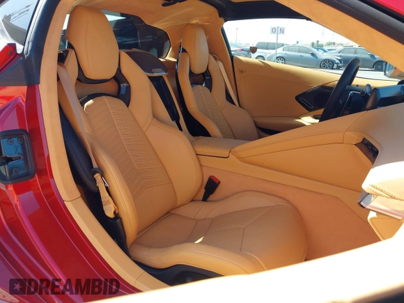2024 Chevrolet Corvette 3LT z VIN 1G1YC2D4XR5119802, wystawiony jako IAAI lot #42595921 z przebiegiem 4 931 mil mil oraz . Historia ofert i sprzedaży dostępna na DreamBid. Obrazek 8.
