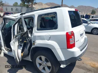 2014 Jeep Patriot Latitude with VIN 1C4NJRFB4ED549734, listed as a IAAI auction lot 42543649 with Not provided miles and . Bid and sale history available at DreamBid. Image 15.