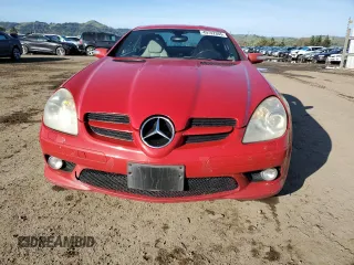 2006 Mercedes-Benz SLK 280 с VIN WDBWK54F86F123663, выставлен на аукционе Copart как лот 49742365 с пробегом 207 744 миль миль и Списание • Salvage title. История ставок и продаж доступна на DreamBid. Изображение 5.
