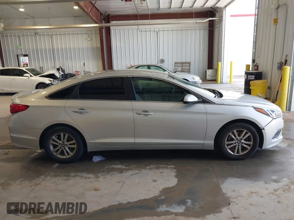 2017 Hyundai Sonata SE with VIN 5NPE24AFXHH585226, listed as a IAAI auction lot 42144165 with 191,037 mi miles and . Bid and sale history available at DreamBid. Image 13.