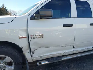 2014 Ram 1500 Tradesman z VIN 1C6RR7FT4ES428843, wystawiony jako IAAI lot #41461484 z przebiegiem 87 987 mil mil oraz . Historia ofert i sprzedaży dostępna na DreamBid. Obrazek 17.