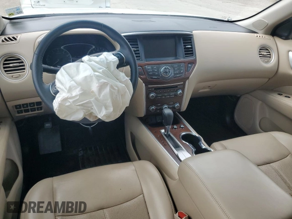 2018 Nissan Pathfinder Platinum z VIN 5N1DR2MN0JC670913, wystawiony jako Copart lot #51624585 z przebiegiem Nie podano mil oraz Szkoda całkowita • Salvage title. Historia ofert i sprzedaży dostępna na DreamBid. Obrazek 8.