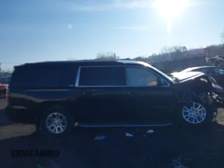 2015 GMC Yukon XL SLT with VIN 1GKS2HKC8FR154330, listed as a IAAI auction lot 41650106 with 268,056 mi miles. Bid and sale history available at carsss.com. Image 13.