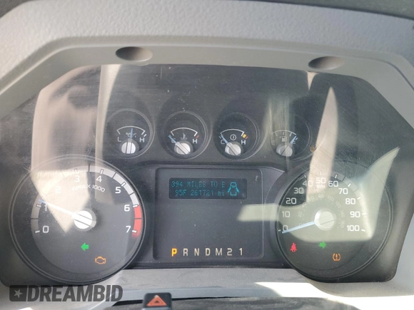 2014 Ford F-250 XL with VIN 1FT7X2B64EEB66846, listed as a Copart auction lot 57212565 with 261,721 mi miles and Salvage title. Bid and sale history available at DreamBid. Image 9.
