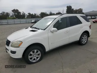 2006 Mercedes-Benz M 350 with VIN 4JGBB86E76A019065, listed as a Copart auction lot 49798785 with 203,331 mi miles and Salvage Title. Bid and sale history available at DreamBid. Image 1.
