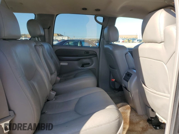 2003 Chevrolet Suburban LT with VIN 1GNGK26U33R278686, listed as a Copart auction lot 86648554 with 209,059 mi miles and Salvage Title. Bid and sale history available at carsss.com. Image 11.