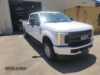 2017 Ford F-250 Lariat с VIN 1FT7W2B69HED69769, выставлен на аукционе IAAI как лот 42901062 с пробегом 205 101 миль миль и . История ставок и продаж доступна на DreamBid. Изображение 29.