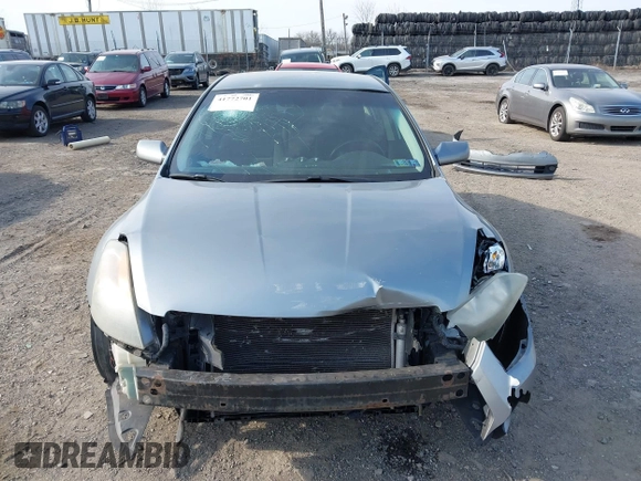 2008 Nissan Altima 2.5 SL with VIN 1N4AL21E58N421296, listed as a IAAI auction lot 41772701 with 162,671 mi miles. Bid and sale history available at carsss.com. Image 13.