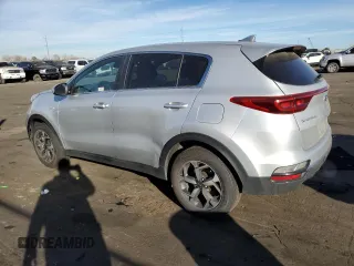2020 Kia Sportage LX with VIN KNDPMCAC5L7733895, listed as a Copart auction lot 86403014 with 70,844 mi miles and Clean Title. Bid and sale history available at carsss.com. Image 2.