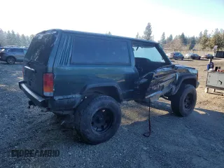 1999 Jeep Cherokee SE with VIN 1J4FF27S9XL667941, listed as a Copart auction lot 42429785 with 121,490 mi miles and Salvage title. Bid and sale history available at DreamBid. Image 3.