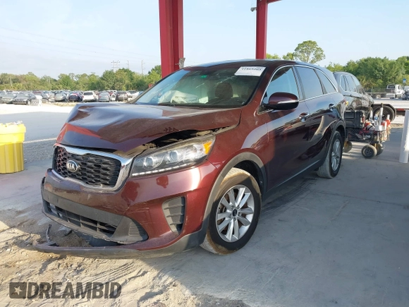 2020 Kia Sorento LX V6 with VIN 5XYPG4A52LG615577, listed as a IAAI auction lot 41865205 with 106,197 mi miles. Bid and sale history available at carsss.com. Image 17.