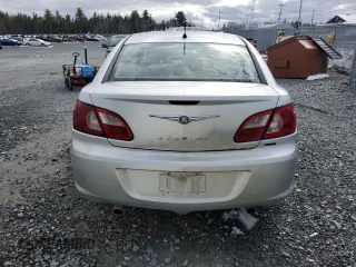 2007 Chrysler Sebring Touring with VIN 1C3LC56R27N504154, listed as a Copart auction lot 52166225 with 299,696 mi miles and Clean Title. Bid and sale history available at DreamBid. Image 6.